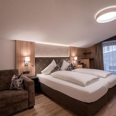 Alphotel Garni Salner Ischgl Dış mekan fotoğraf